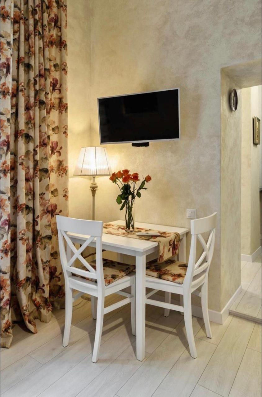 Lucky Apartmens In Centre Lviv 利沃夫 外观 照片